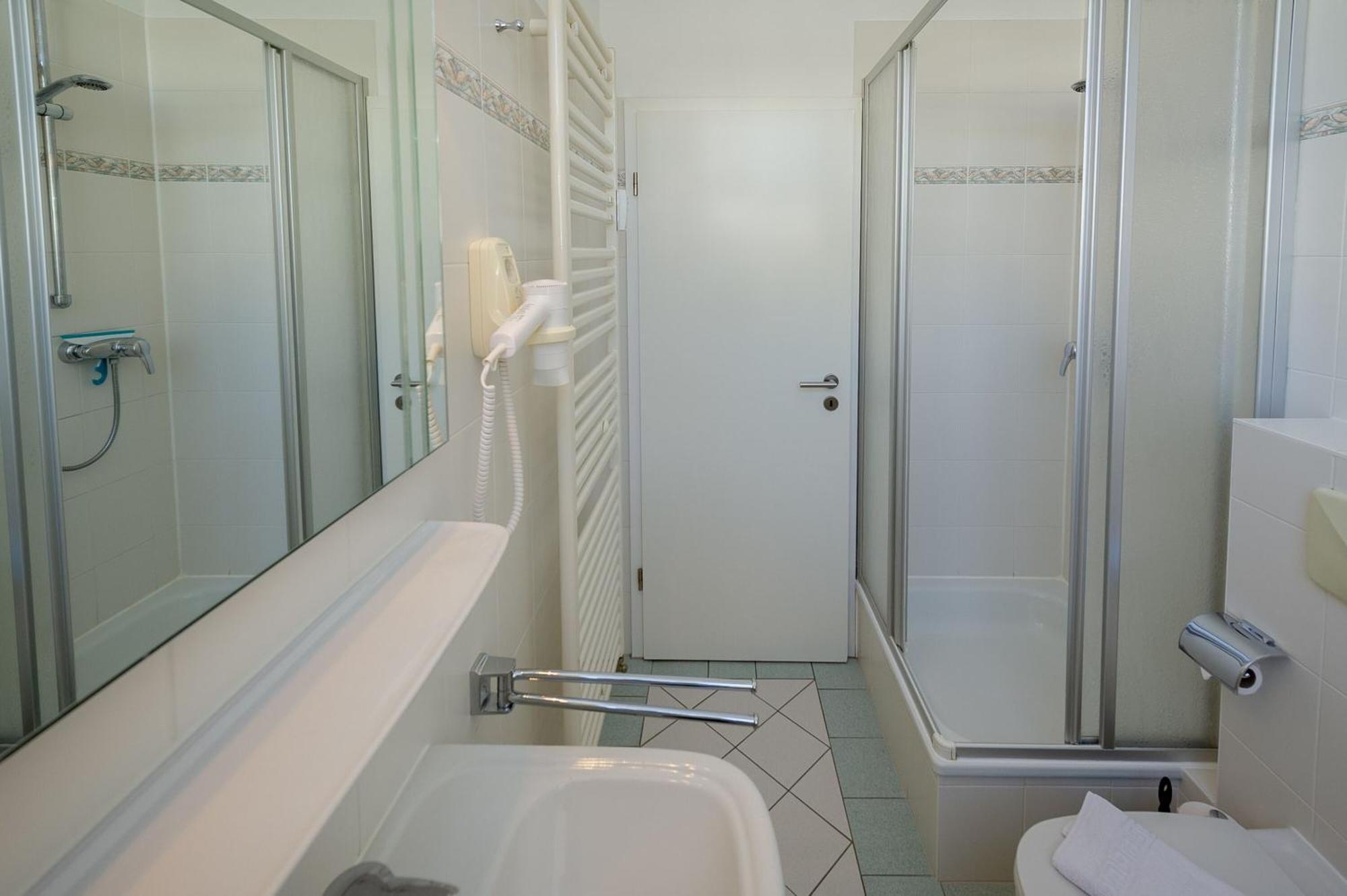 Villa Malepartus - Wohnung 03 Binz Eksteriør billede